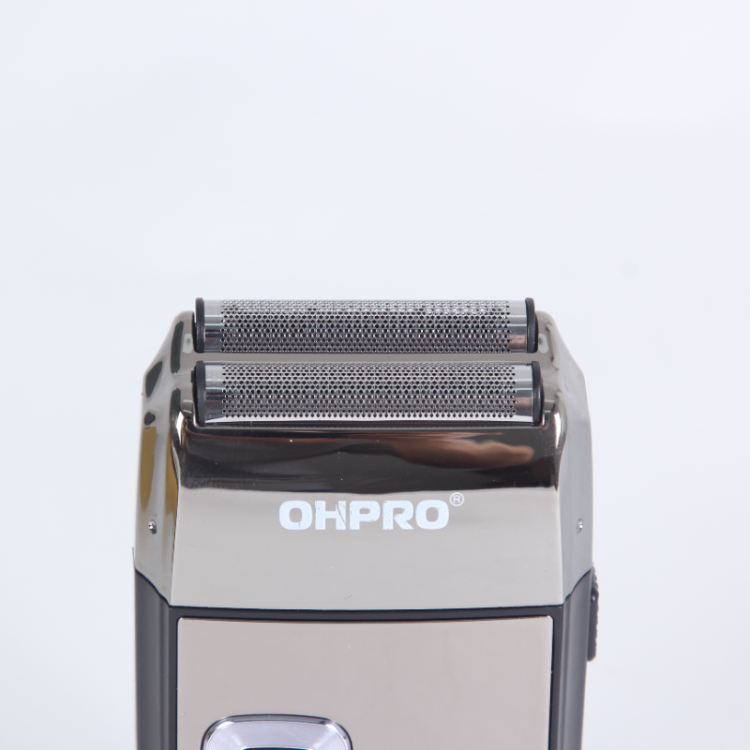 OHPRO Rechargeable Electric Shaver for Men – Digital Display Beard Trimmer, Portable USB Fast Charging, Professional Foil Shaver for Smooth Wet & Dry Shaving